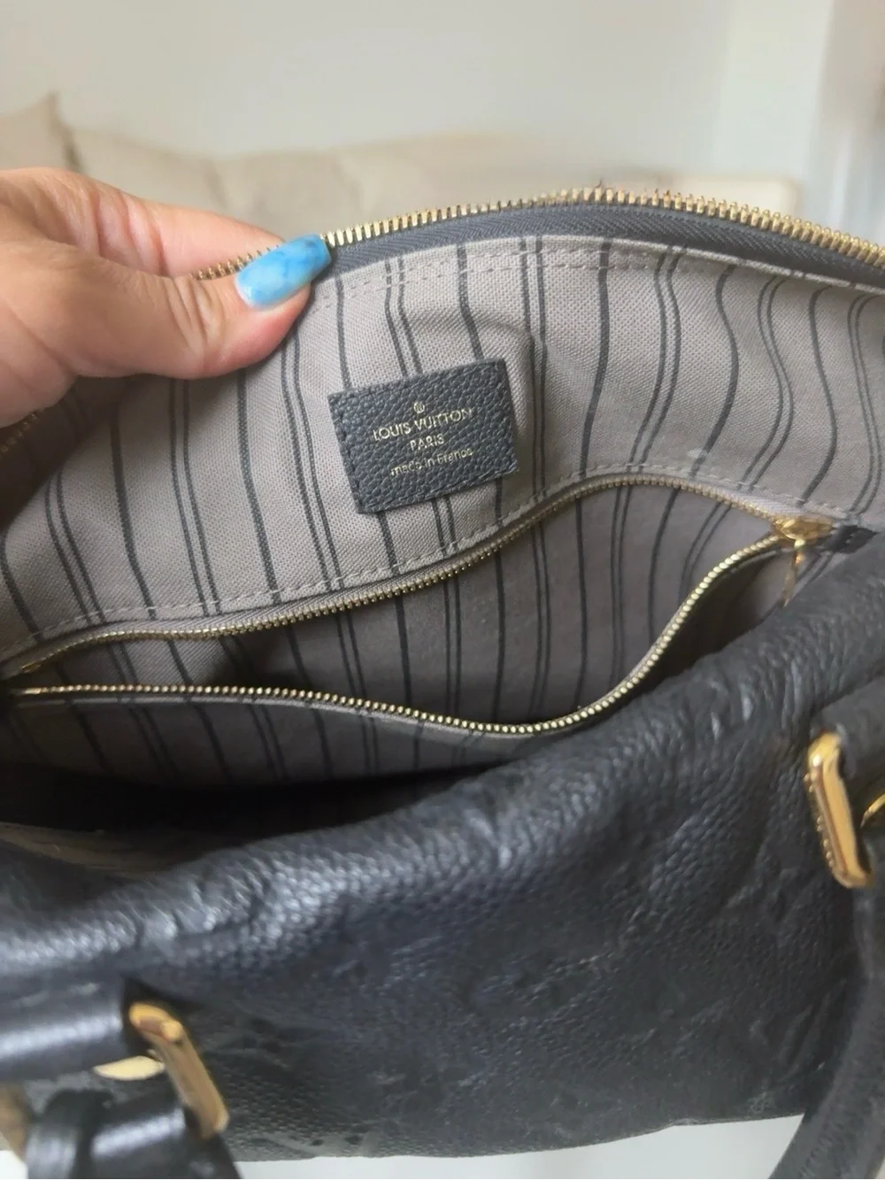 Louis Vuitton Speedy Bandoulière 25 in Black Monogram Empreinte leather
